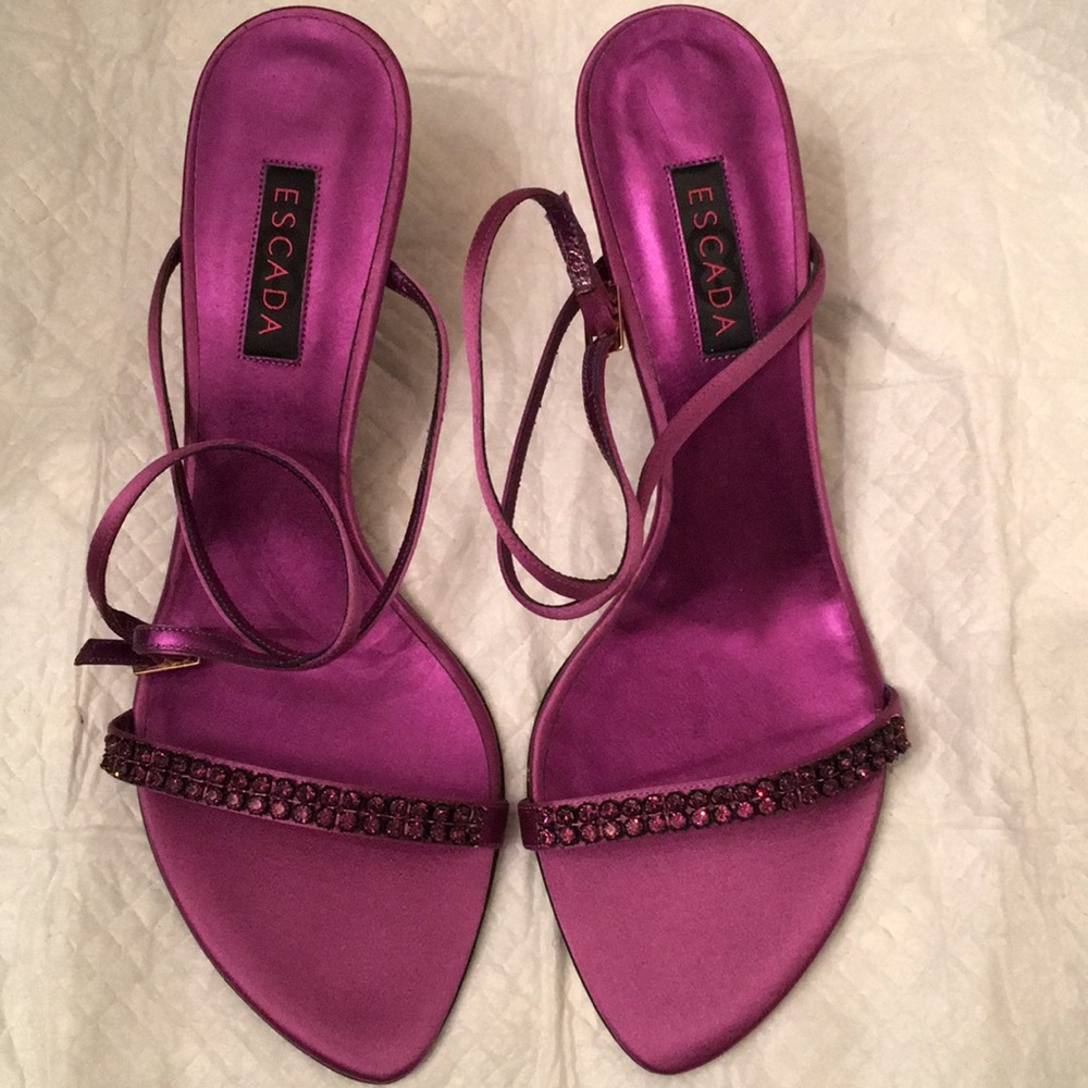 Escada purple crystal sandals